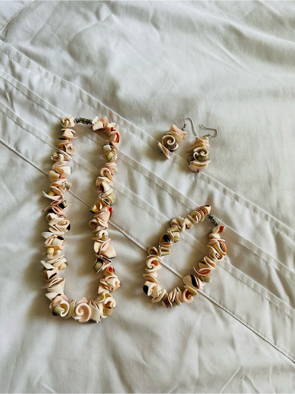Beach Shell Spiral Necklace Chocker, Bracelet & Earrings Set - Cream Multicolor
